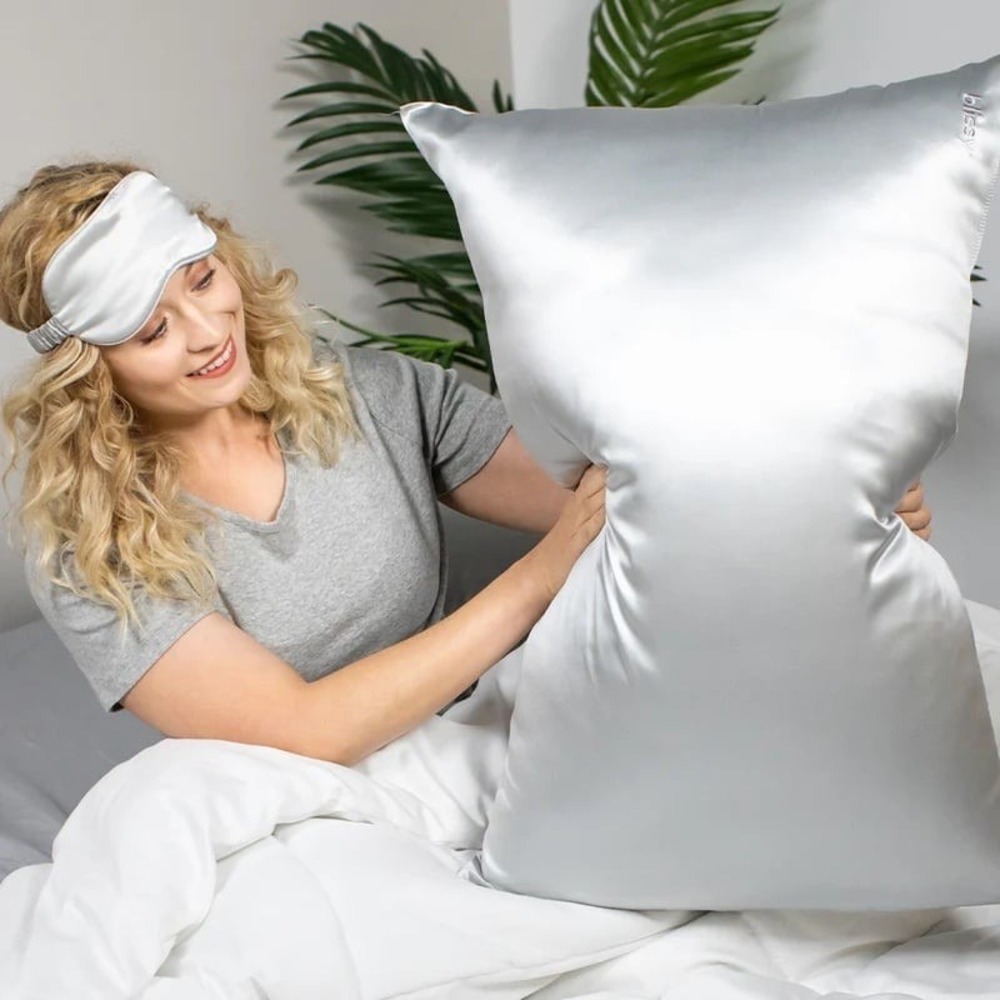 Blissy 100% Pure Mulberry Silk Pillowcase - Silver - King (20"X 36") - Picture 4 of 12
